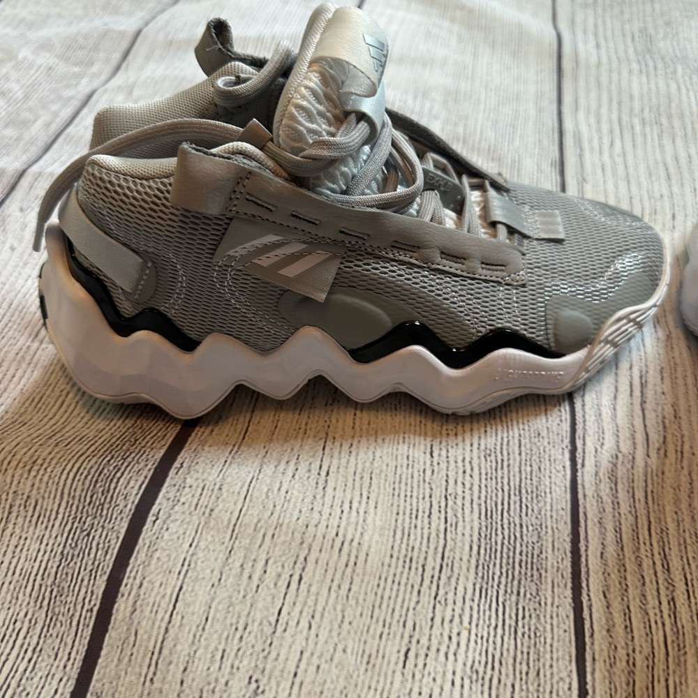 Adidas Exhibit B WMNS Basketball GY8983 size 6